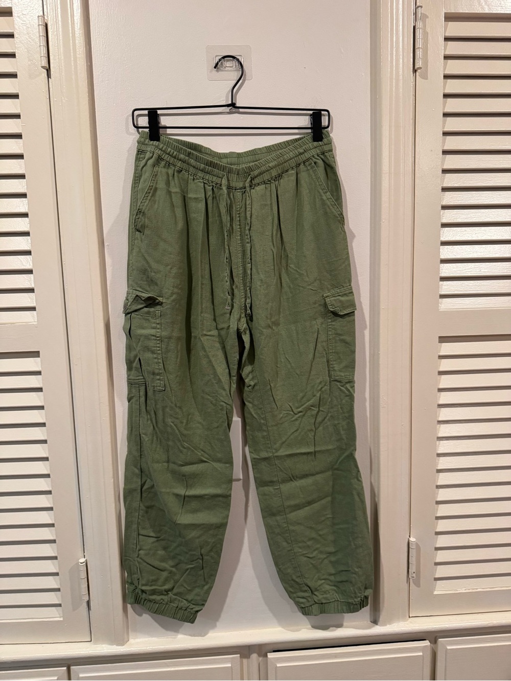 Fashion nova women’s Olive Green Cargo Jogger Pants - Drawstring Waist